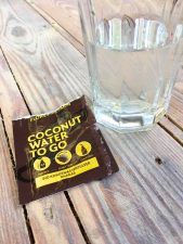 eau-de-coco-flores-farm