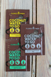 trois-saveurs-eau-coco-flores-farms